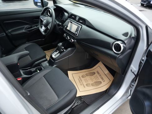 Used 2020 Nissan Versa S image 25