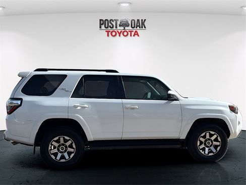 Used 2024 Toyota 4Runner TRD Off-Road image 8