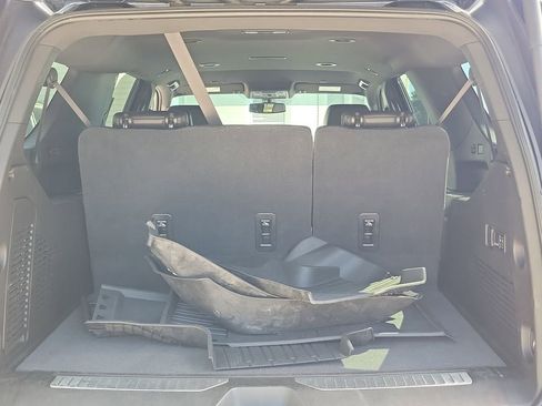 Used 2021 GMC Yukon XL Denali RWD image 11