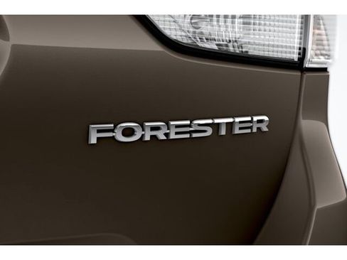 Certified 2022 Subaru Forester Premium AWD/4WD image 12
