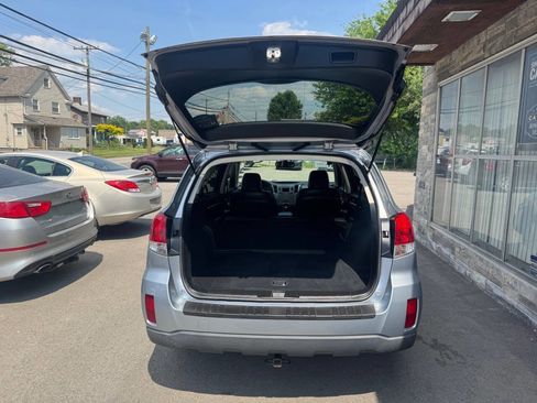 Used 2014 Subaru Outback 2.5i Limited AWD/4WD image 15