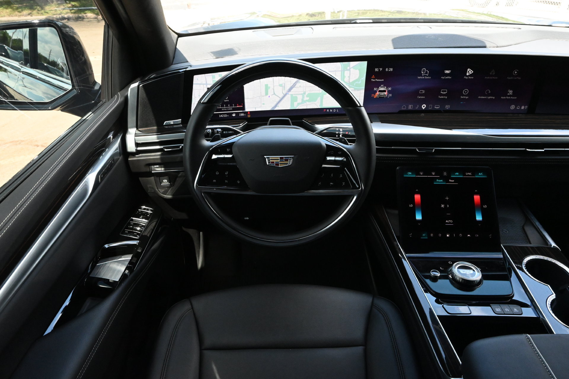 Certified 2026 Cadillac Escalade ESV 2WD image 9