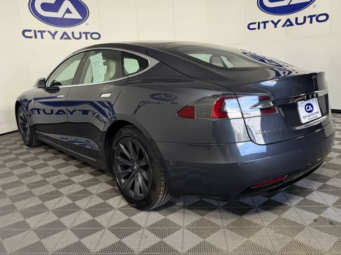 Used 2018 Tesla Model S 100D image 5
