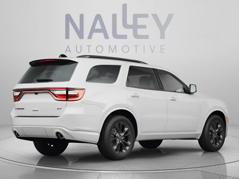 Used 2025 Dodge Durango GT AWD/4WD image 3