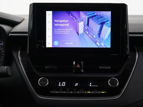 Used 2024 Toyota Corolla LE image 15