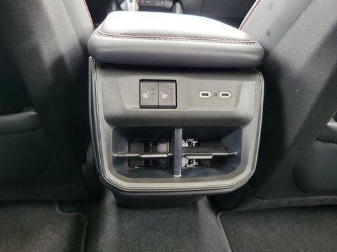 Used 2024 Dodge Charger Daytona Scat Pack w/ Plus Group AWD/4WD image 18