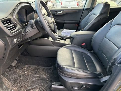 Certified 2020 Ford Escape Titanium image 16