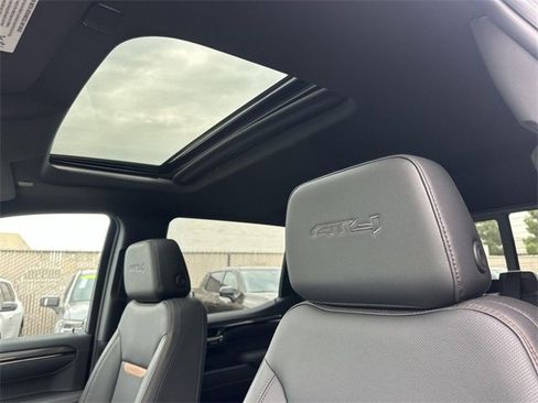 New 2026 GMC Sierra 1500 AT4 w/ AT4 Premium Package image 7