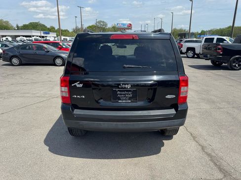 Used 2015 Jeep Patriot High Altitude image 4