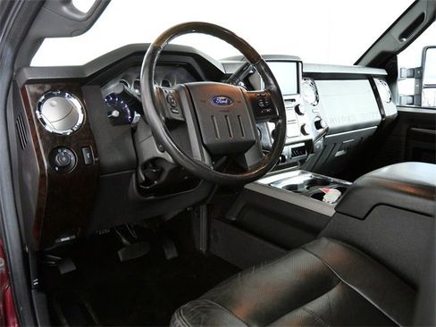 Used 2014 Ford F250 Platinum w/ Platinum Package image 24