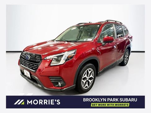 Used 2022 Subaru Forester Premium AWD/4WD image 1