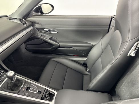 Certified 2025 Porsche 718 Boxster S image 28