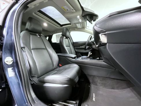 Certified 2025 MAZDA CX-30 AWD 2.5 S w/ Preferred Package image 16