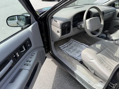 Used 1996 Chevrolet Impala SS RWD image 26