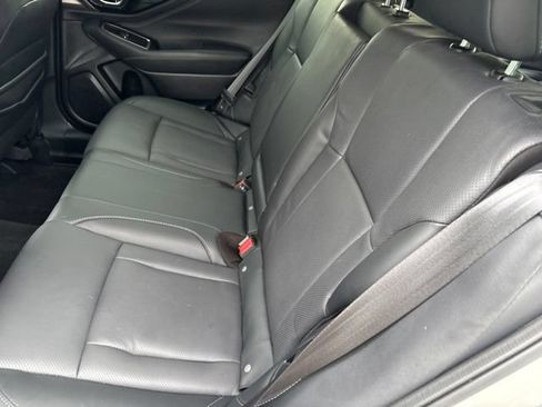 Used 2023 Subaru Outback Limited AWD/4WD image 10