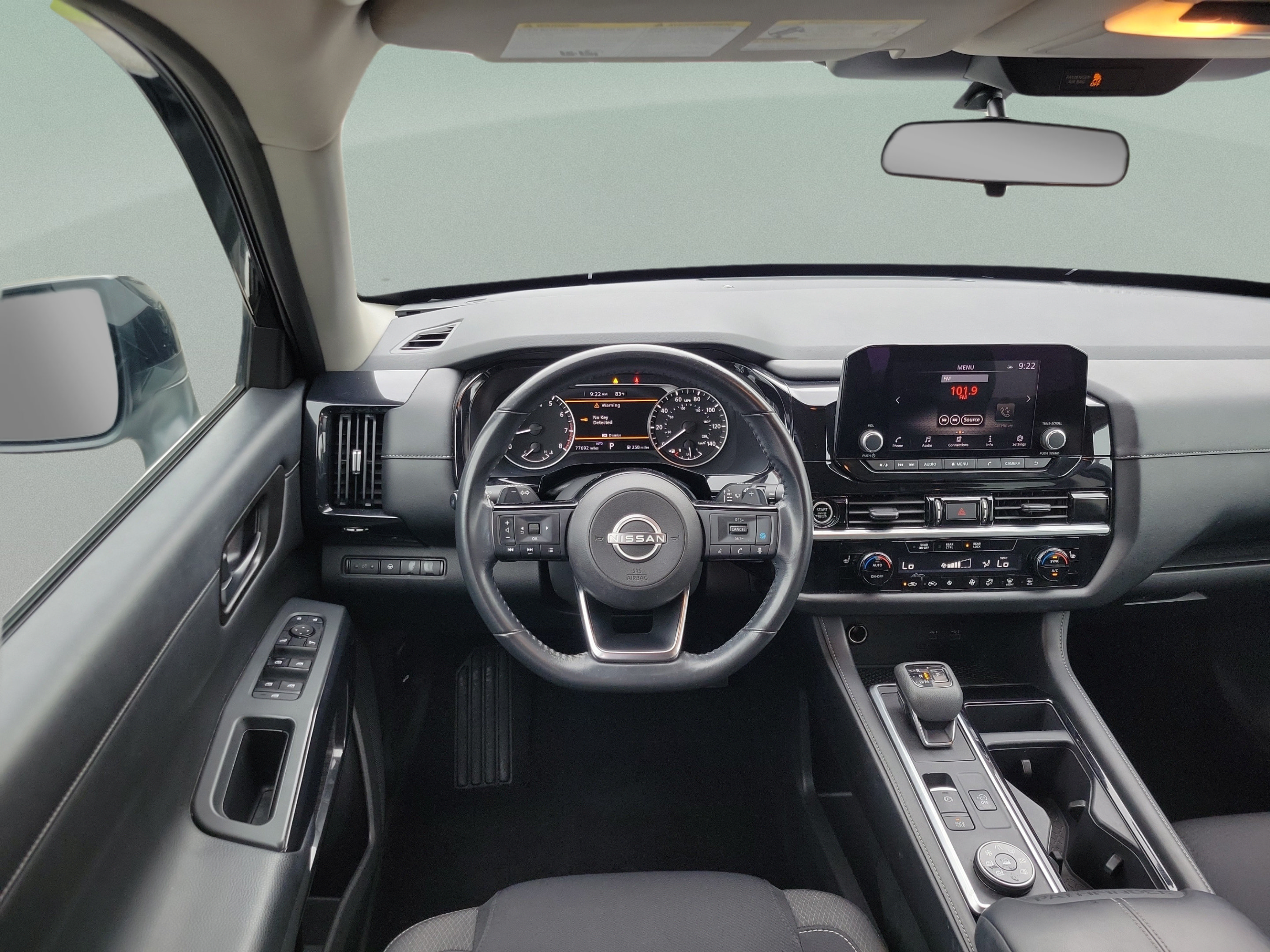 Used 2023 Nissan Pathfinder SV AWD/4WD image 23
