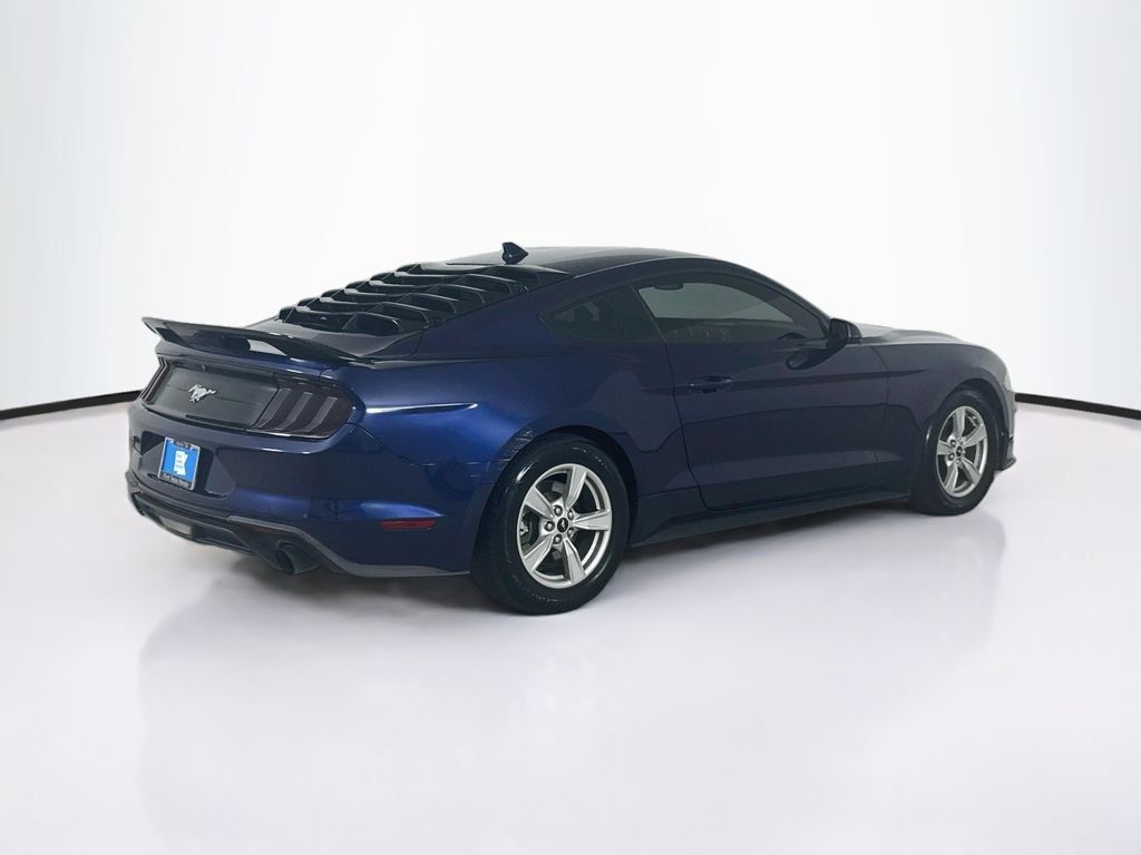 Used 2020 Ford Mustang Coupe RWD image 7