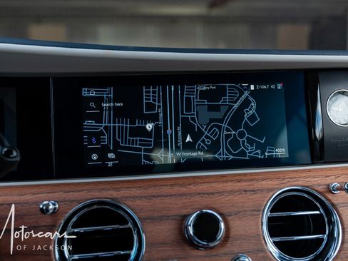 Used 2024 Rolls-Royce Spectre w/ Spectre Launch Package image 34