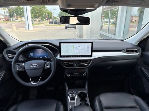 Certified 2023 Ford Escape Platinum AWD/4WD image 14