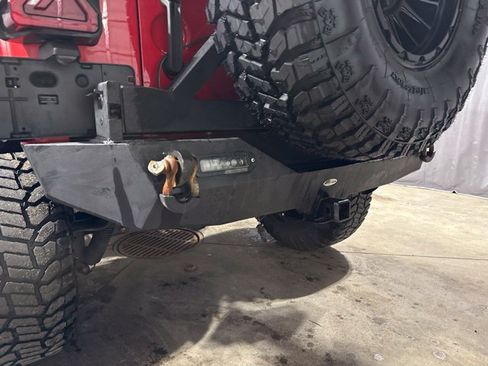 Used 2016 Jeep Wrangler Sport AWD/4WD image 3