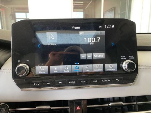 Used 2024 Mitsubishi Outlander SEL FWD image 16