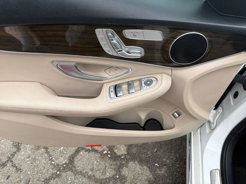 Used 2018 Mercedes-Benz C 300 4MATIC Sedan image 19