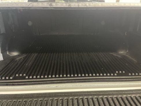 Used 2023 Ford F150 XLT image 28