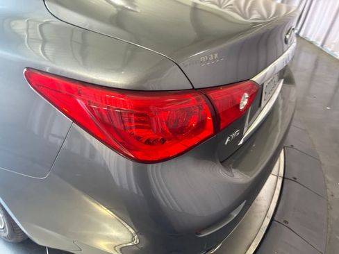 Used 2017 INFINITI Q50 2.0t w/ Moonroof Package AWD/4WD image 12