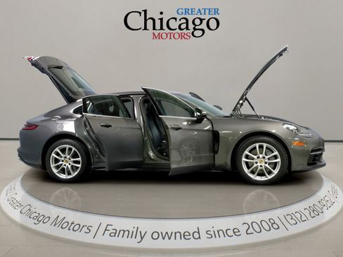 Used 2017 Porsche Panamera 4S w/ Premium Package Plus image 13