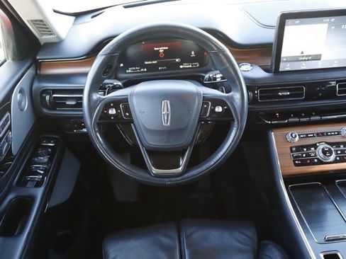 Used 2020 Lincoln Aviator Reserve w/ Equipment Group 202A AWD/4WD image 19