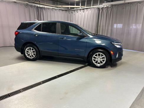 Used 2024 Chevrolet Equinox LT w/ LPO, Floor Liner Package FWD image 8