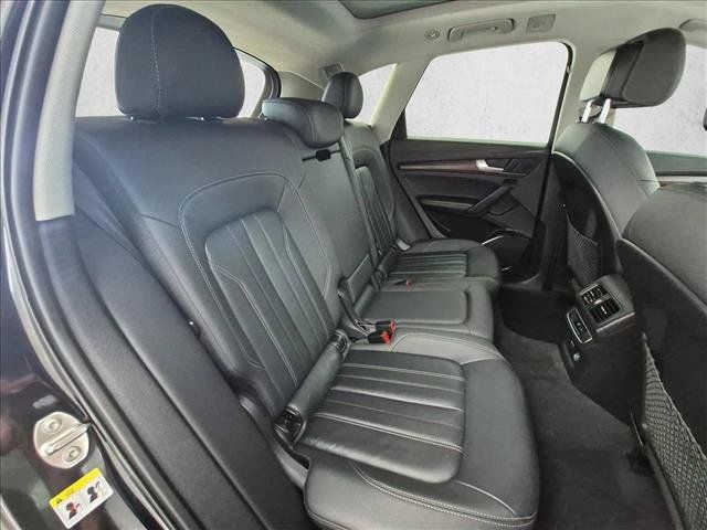 Used 2021 Audi Q5 2.0T Premium Plus w/ Premium Plus Package AWD/4WD image 24