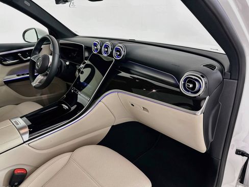 Certified 2026 Mercedes-Benz GLC 300 4MATIC image 31