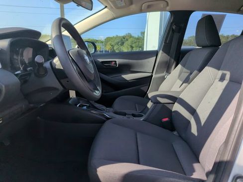 Used 2023 Toyota Corolla LE FWD image 17
