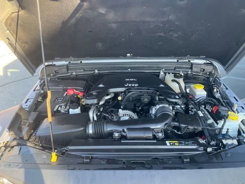 Used 2020 Jeep Wrangler Unlimited Sport S image 9