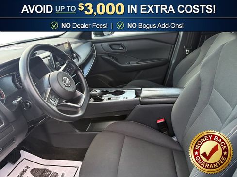Used 2024 Nissan Rogue S FWD image 14