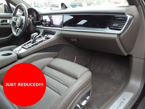 Used 2018 Porsche Panamera 4 image 11