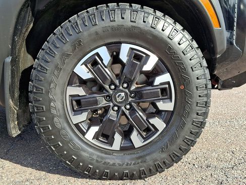 Used 2023 Nissan Frontier PRO-4X w/ Pro Convenience Package image 8