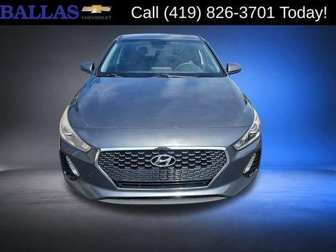 Used 2019 Hyundai Elantra GT FWD image 8