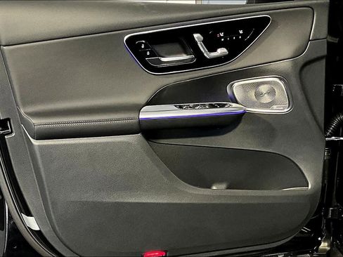 New 2026 Mercedes-Benz GLC 300 4MATIC image 11