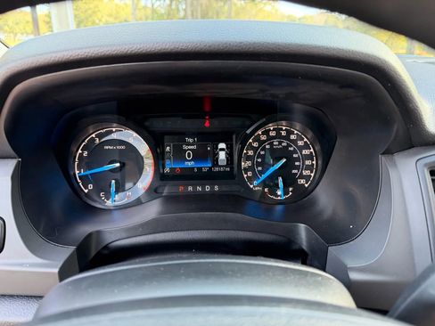 Used 2019 Ford Ranger XL w/ Equipment Group 101A Mid image 17