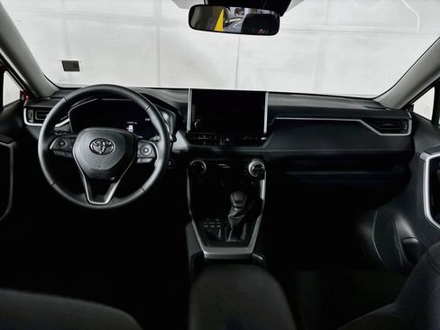 Used 2025 Toyota RAV4 XLE w/ Convenience Package AWD/4WD image 12