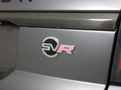 Used 2018 Land Rover Range Rover Sport SVR image 16