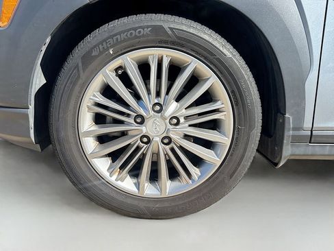 Used 2018 Hyundai Kona SEL w/ SEL Tech Package 02 image 29