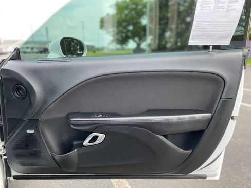 Used 2019 Dodge Challenger R/T Scat Pack RWD image 9