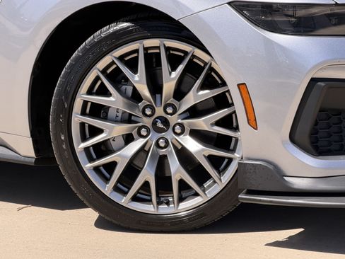 Certified 2025 Ford Mustang GT Premium RWD image 3