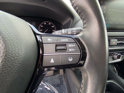 Certified 2025 Honda HR-V EX-L image 27