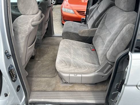 Used 2004 Honda Odyssey EX image 11