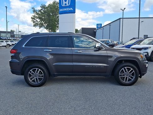 Used 2021 Jeep Grand Cherokee Limited AWD/4WD image 7