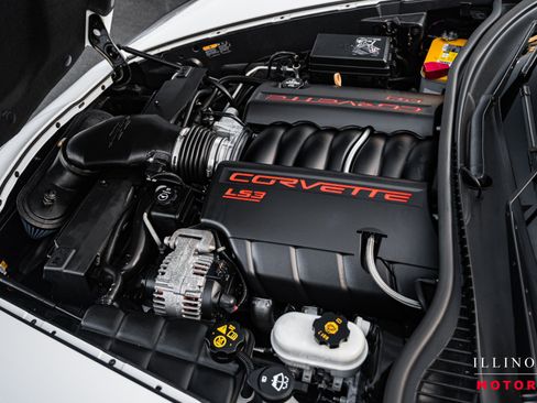 Used 2012 Chevrolet Corvette Convertible w/ 2LT Preferred Equipment Group image 33